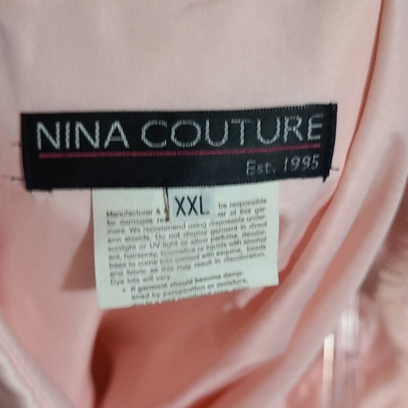 Dress - Picture 3 of 4